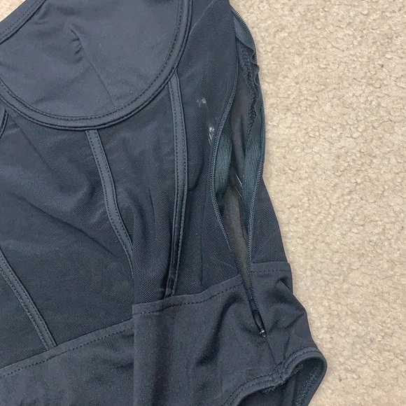 Fashion Nova mesh bustier bodysuit - Picture 4 of 5